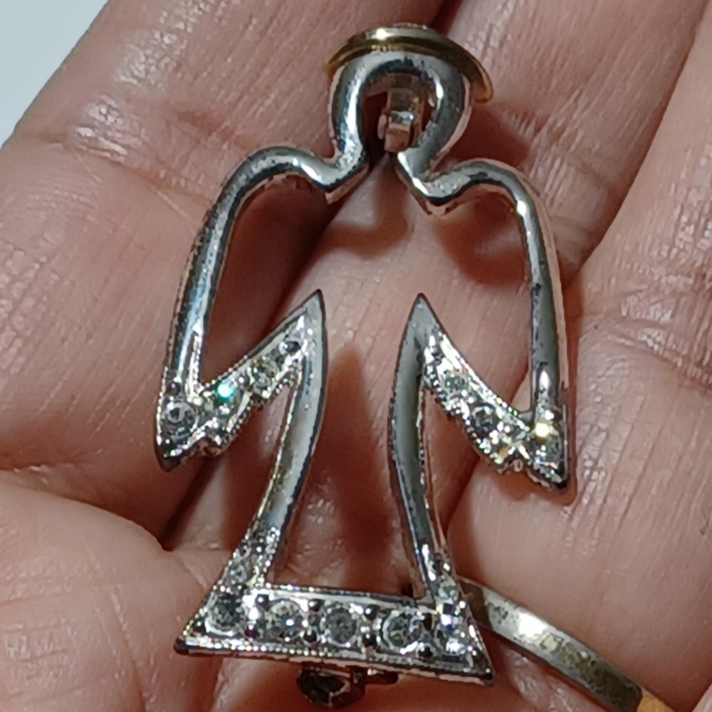 SILVER ANGEL BROOCH PIN WITH A GOLD TONE HALO